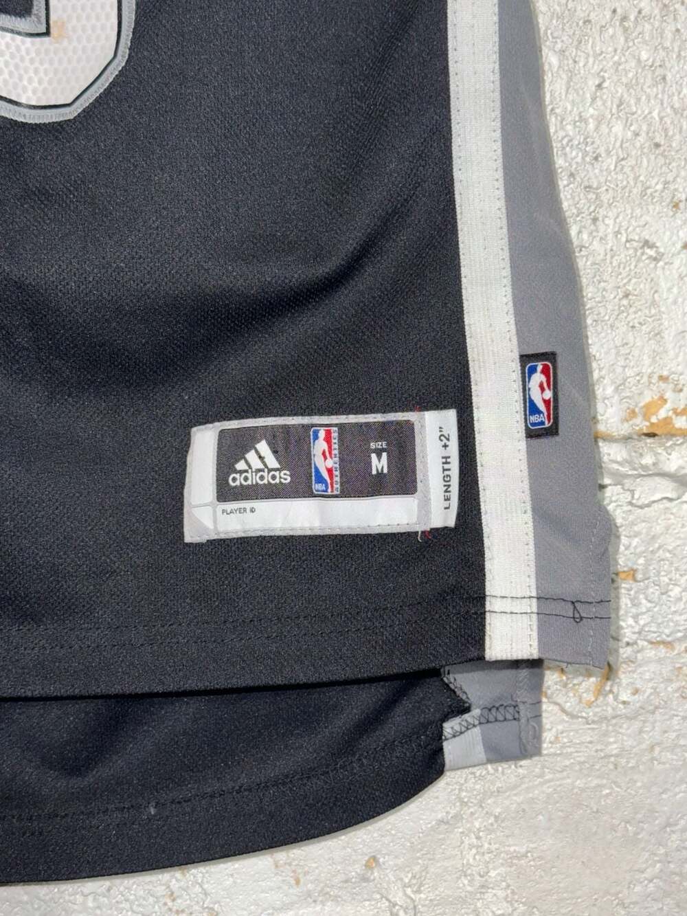 Adidas NBA San Antonio Spurs Tony Parker #9 Youth Medium Jersey Black - Picture 8 of 15